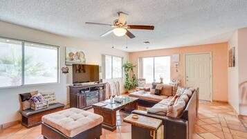 Maison (3 Bedrooms) | Coin séjour | Cheminée