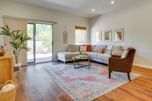 Apartment (3 Bedrooms) | Interior - Tucson Foothills Oasis Near Hiking Trails! (Tucson)