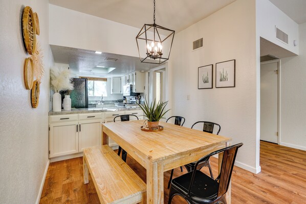 Apartment (3 Bedrooms) | Interior - Tucson Foothills Oasis Near Hiking Trails! (Tucson)