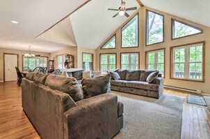 House (Multiple Bedrooms) | Interior