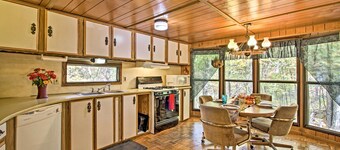 ที่พักอบอุ่นกับไฟปิต < 1 ไมล์ถึง Mille Lacs Lake