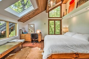 5 bedrooms, desk, laptop workspace, iron/ironing board - Luxe Plymouth Chalet w/ Indoor Pool & 3 Decks! (Plymouth)