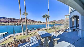 Apartment (0 Bedroom) | Interior