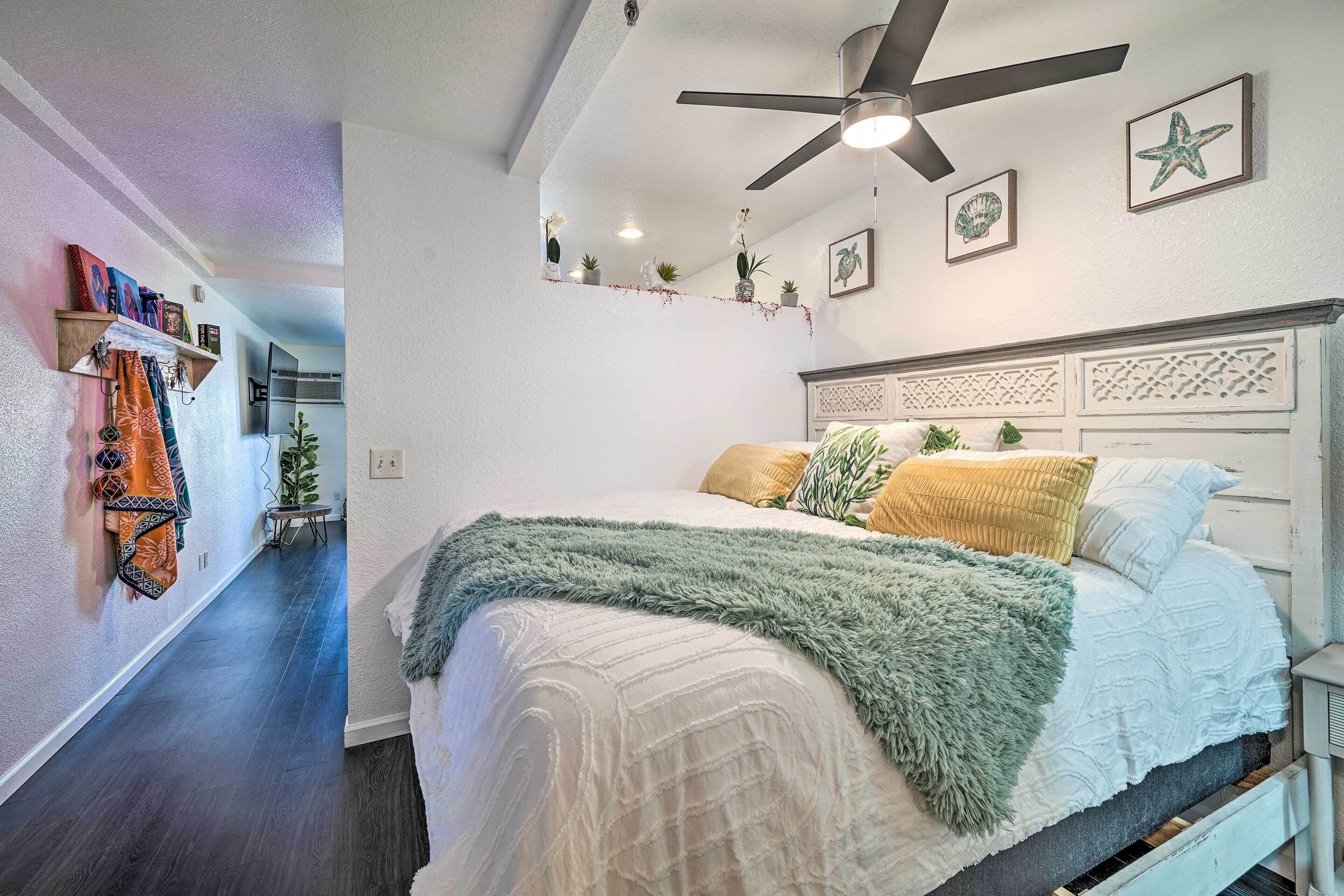 Apartment (0 Bedroom) | Interior