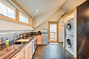 Leilighet (0 Bedroom) | Innvendig