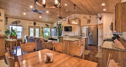 Stunning Home w/ Fire Pit, 11 Mi to Mt Yale!