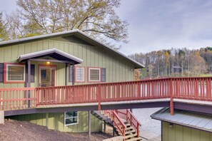 House (4 Bedrooms) | Interior - Lakefront Zirconia Home w/ Boathouse & Dock! (Zirconia)