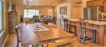 1 Mi to Rainbow Lake: Newly Built & Woodsy Retreat