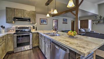 House (2 Bedrooms) | Bahagian dalam