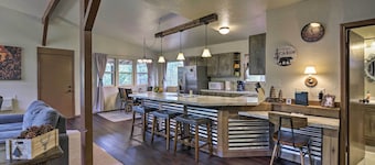 Private Cabin, 5-min Drive to Hot Springs & Golf!