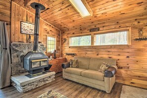 House (1 Bedroom) | Interior