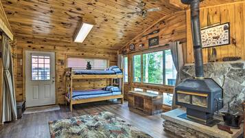 House (1 Bedroom) | Interior