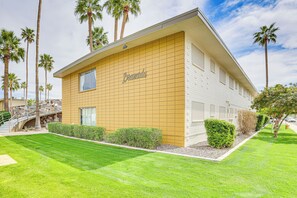 Apartment (2 Bedrooms) | Interior - Old Town Scottsdale Retreat w/ Pool Access! (Scottsdale)