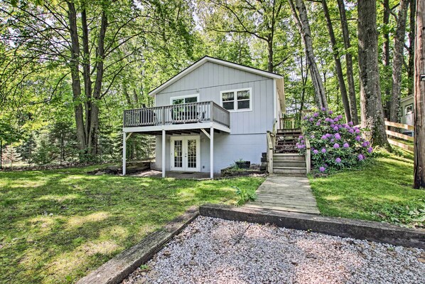 Cottage (2 Bedrooms) | Front of property