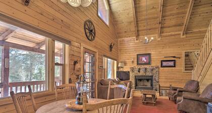 Log Cabin w/ Mountain Views ~ 30 Mi to Pikes Peak!