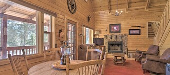 Log Cabin w/ Mountain Views ~ 30 Mi to Pikes Peak!