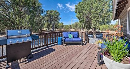 1 Mi to Hiking: Chic Show Low Escape w/ Fire Pit!