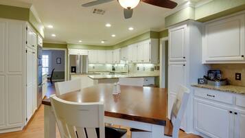 Rumah (4 Bedrooms) | Interior