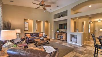 House (3 Bedrooms) | Interior