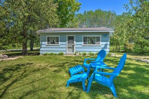 House (2 Bedrooms) | Interior - Gateway to Boyne Mtn! 'nestle by Lake' Cottage (Charlevoix)