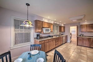 Interior - Historic Noblesville Home: Walk to Downtown Shops! (Noblesville)
