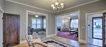 Historic Noblesville Home: Walk to Downtown Shops!