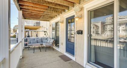 Avalon Vacation Rental w/ Porch & Grill!