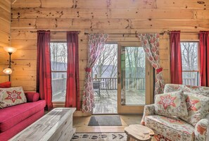 House (2 Bedrooms) | Interior - Beech Mountain Cabin w/ 180° Views: Near Hiking! (Banner Elk)