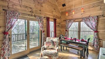House (2 Bedrooms) | Front of property