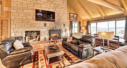 Centennial Cabin w/ Hot Tub, Sauna & Pool Table!