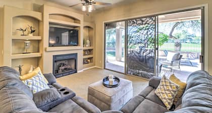 Pool & Putting Green: Goodyear Home on Golf Course