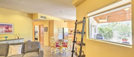 House (2 Bedrooms) | Interior