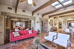 Interior - Elegant El Paso Condo ~ 10 Mi to Downtown! (El Paso)