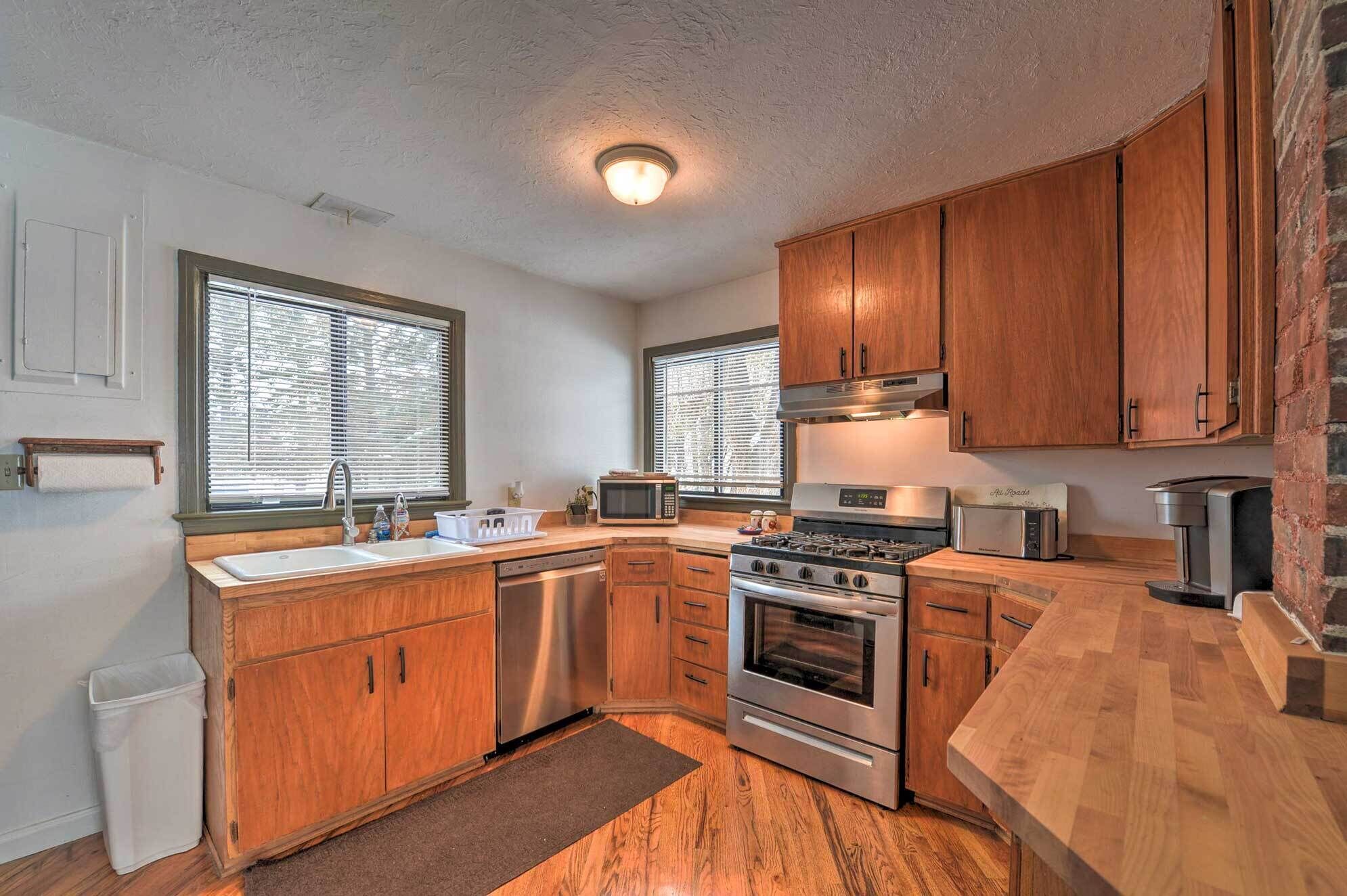 Microwave, oven, stovetop, dishwasher