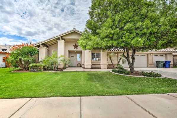 House (4 Bedrooms) | Interior - Sunny Yuma Retreat w/ Private Pool & Grill! (Yuma)