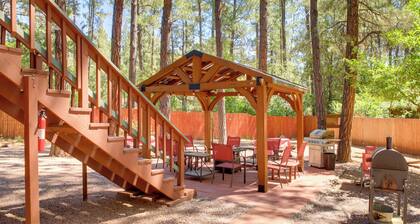Hikers Haven: Pine Getaway w/ Wraparound Deck!