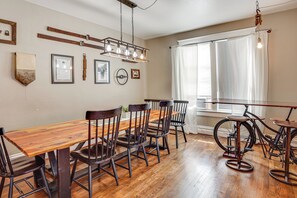 House (3 Bedrooms) | Dining