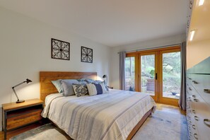 House (2 Bedrooms) | Interior - Luxe Santa Rosa Home ~ 3 Mi to Downtown! (Santa Rosa)