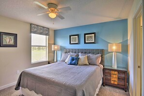 8 室のベッドルーム、アイロン / アイロン台、ベビーベッド (無料)、ベッドシーツ