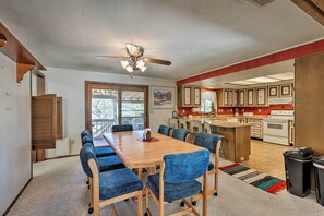 Hús (3 Bedrooms) | Að innan