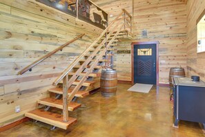 House (3 Bedrooms) | Interior - Early Cabin w/ Deck ~ 20 Mi to Lake Brownwood! (Early)