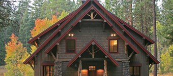 Ashland Lodge w/ Lake Views & Game Room Loft