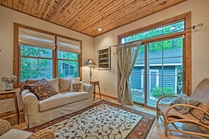 Cottage (4 Bedrooms) | Interior