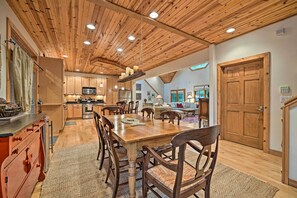 Interior - Upscale Family Retreat w/ Fire Pit, Walk to Beach! (Union Pier)
