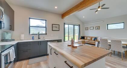 Quiet Alpine Hideaway w/ Panoramic Mountain Views!