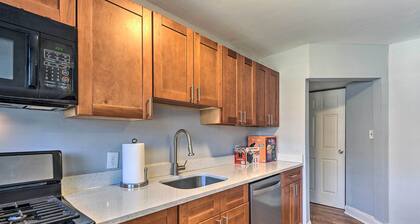 Parkville Home 9 Miles to Baltimore!