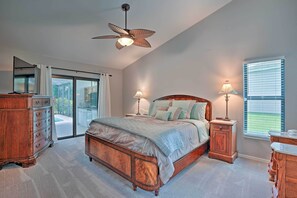 3 bedrooms, bed sheets