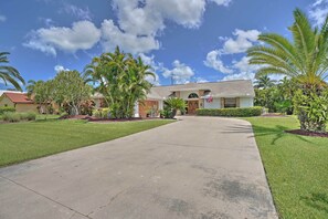 House (3 Bedrooms) | Interior - Bonita Springs Hideaway < 3 Miles to Gulf Beaches! (Bonita Springs)