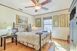 House (3 Bedrooms) | Interior - Pet-friendly Austin Home w/ Private Hot Tub! (Austin)