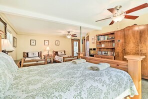 Interior - Pet-friendly Austin Home w/ Private Hot Tub! (Austin)